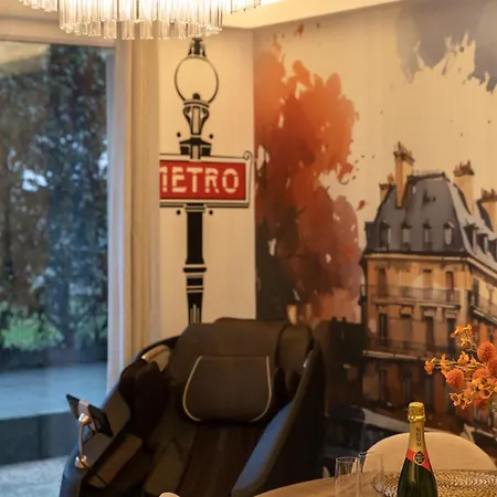 Premium Jacuzzi Hot Tub Massage Chair Near Paris Eiffel Tower-stade De France-cdg Airport 아파트 *